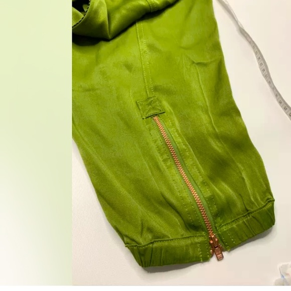 Anthropologie Diandra Pleated Joggers Pants Green4 - Picture 9 of 10
